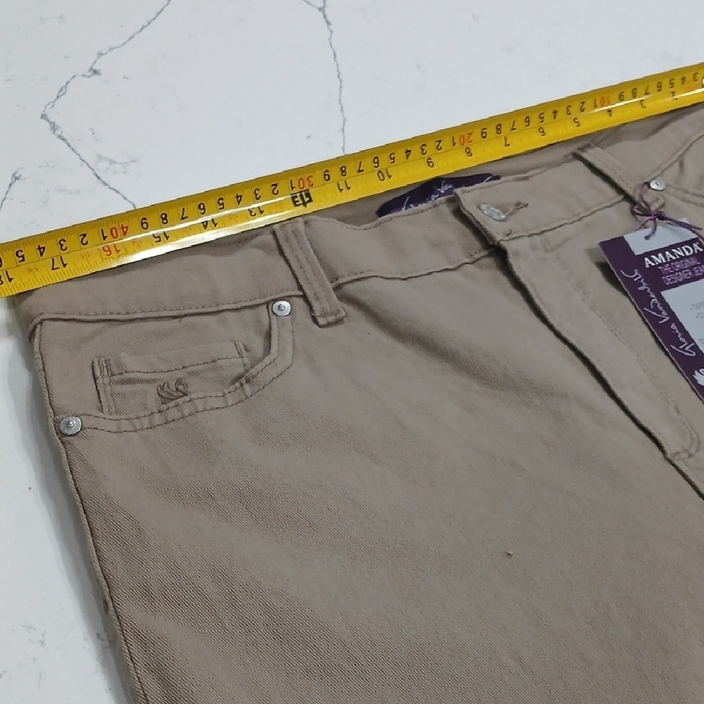 Gloria Vanderbilt Tan Straight-Leg Pants, New With Tags, Sz 16, Stretch - Picture 8 of 13